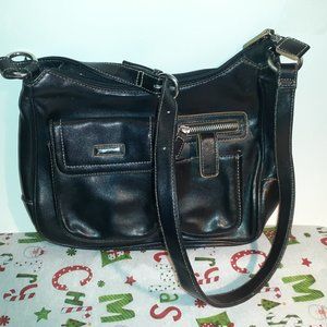 Black Handbag With Front Pockets And Zipper